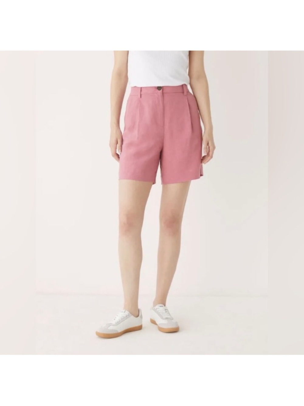 Frank & Oak | 2 | The Amelia High-Rise Pink Pleated Women’s Shorts